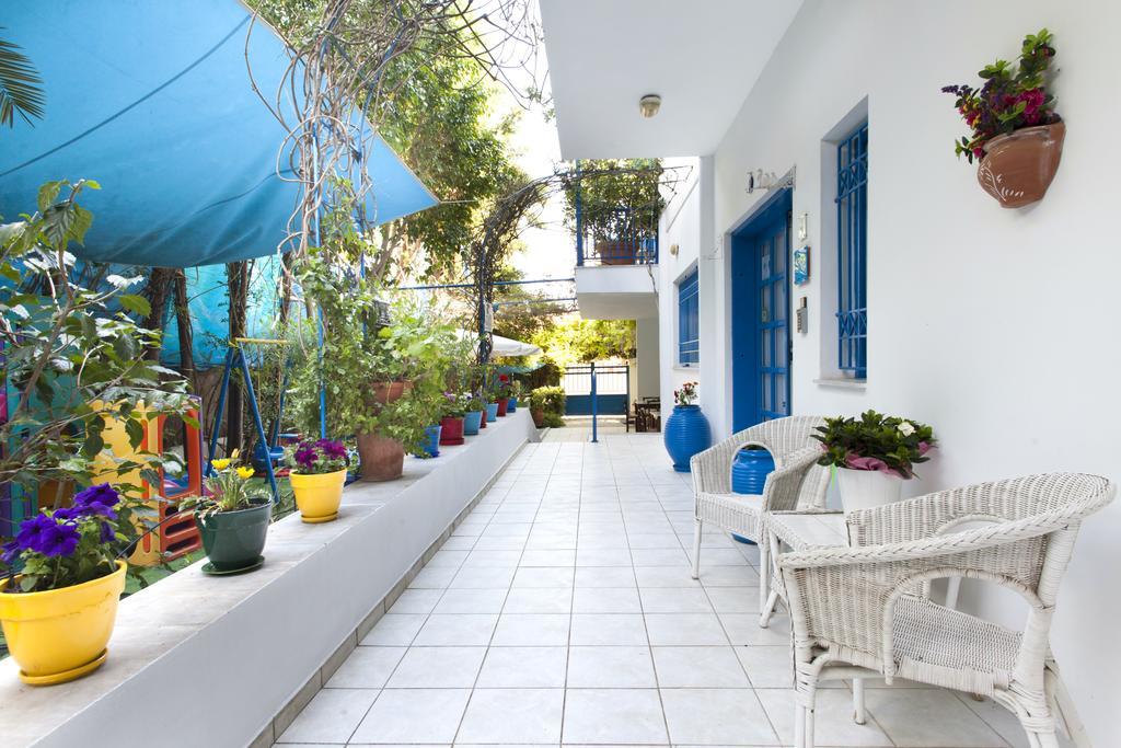 Daphne'S Club Hotel Apartments Xylokastro Extérieur photo